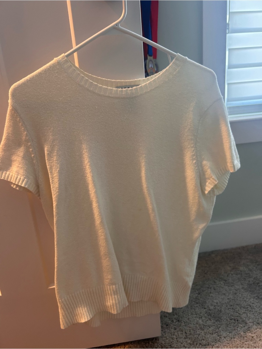 GAP Cream Short Sleeve Knit Top